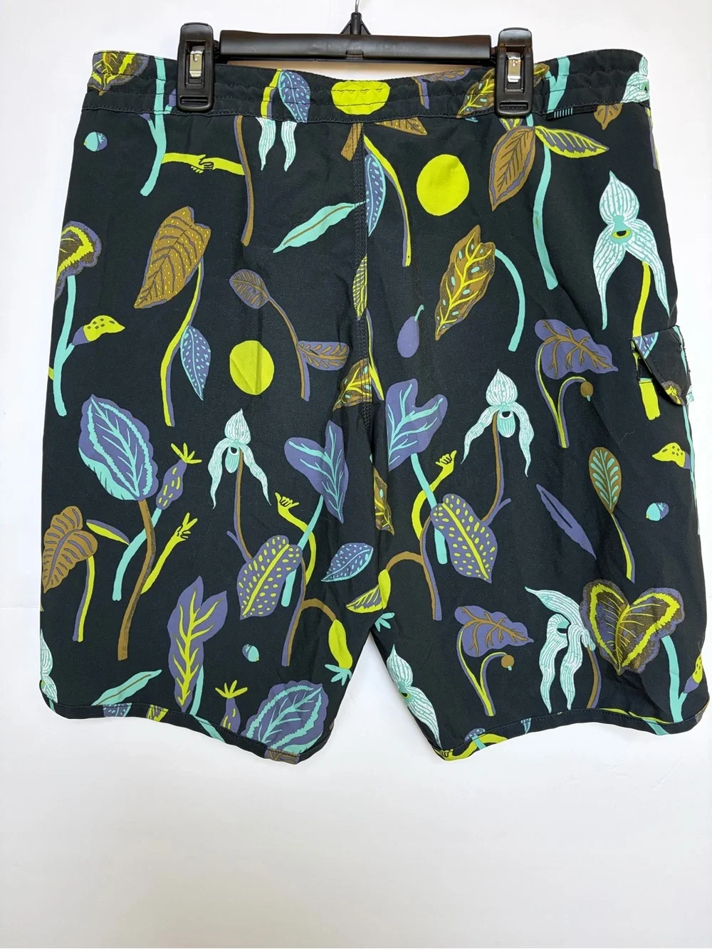 Vissla Men’s 31 Floral Tropical Board Shorts Poly Stretch Quick Dry